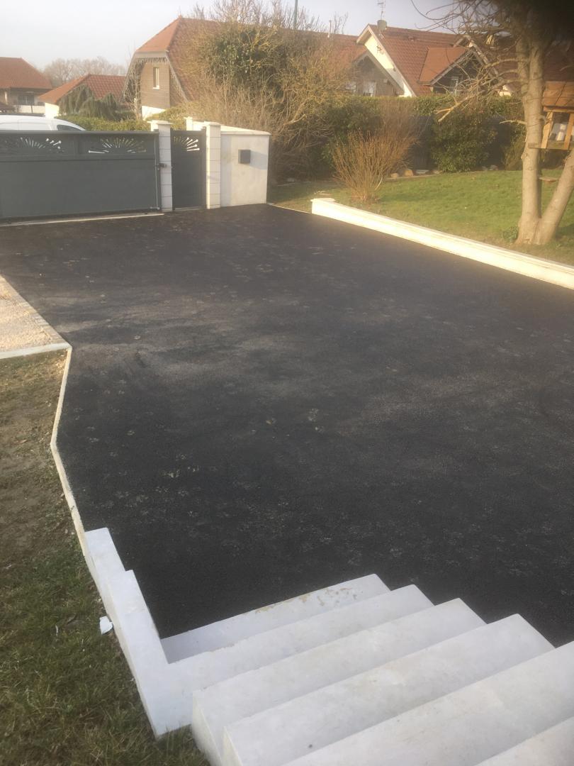 Aménagement de chemin d'accès de maison à Annemasse